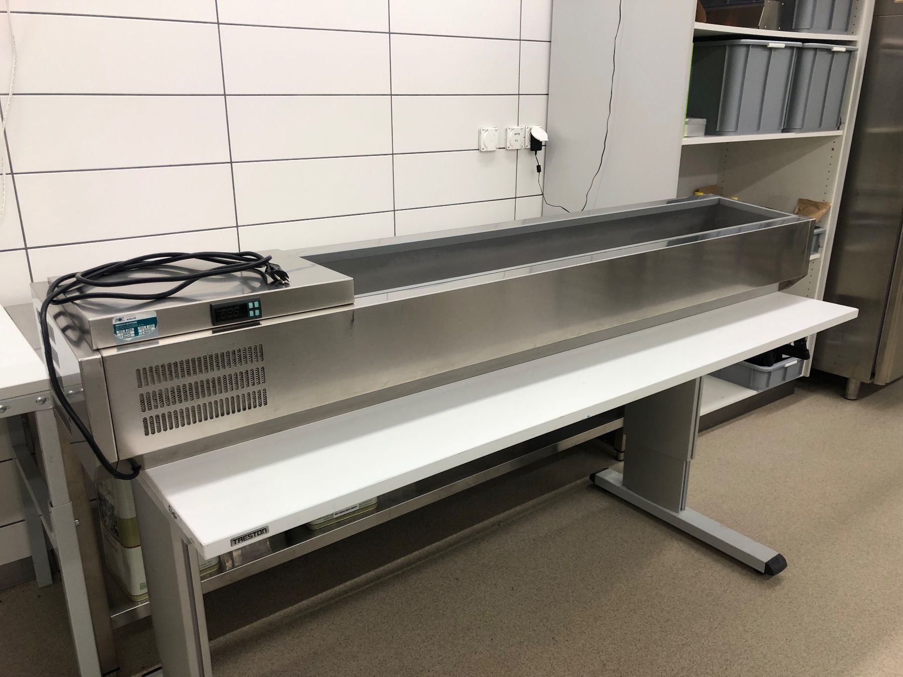 Elettrodomestici da cucina: Kühlaufsatz Edelstahl – Usato da Zofingen venduto da kartengeheimniss 1
