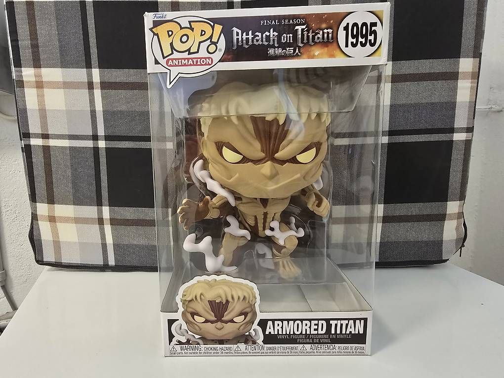 Statuette: Funko pop attack on titan – Usato da Palézieux venduto da Erba24