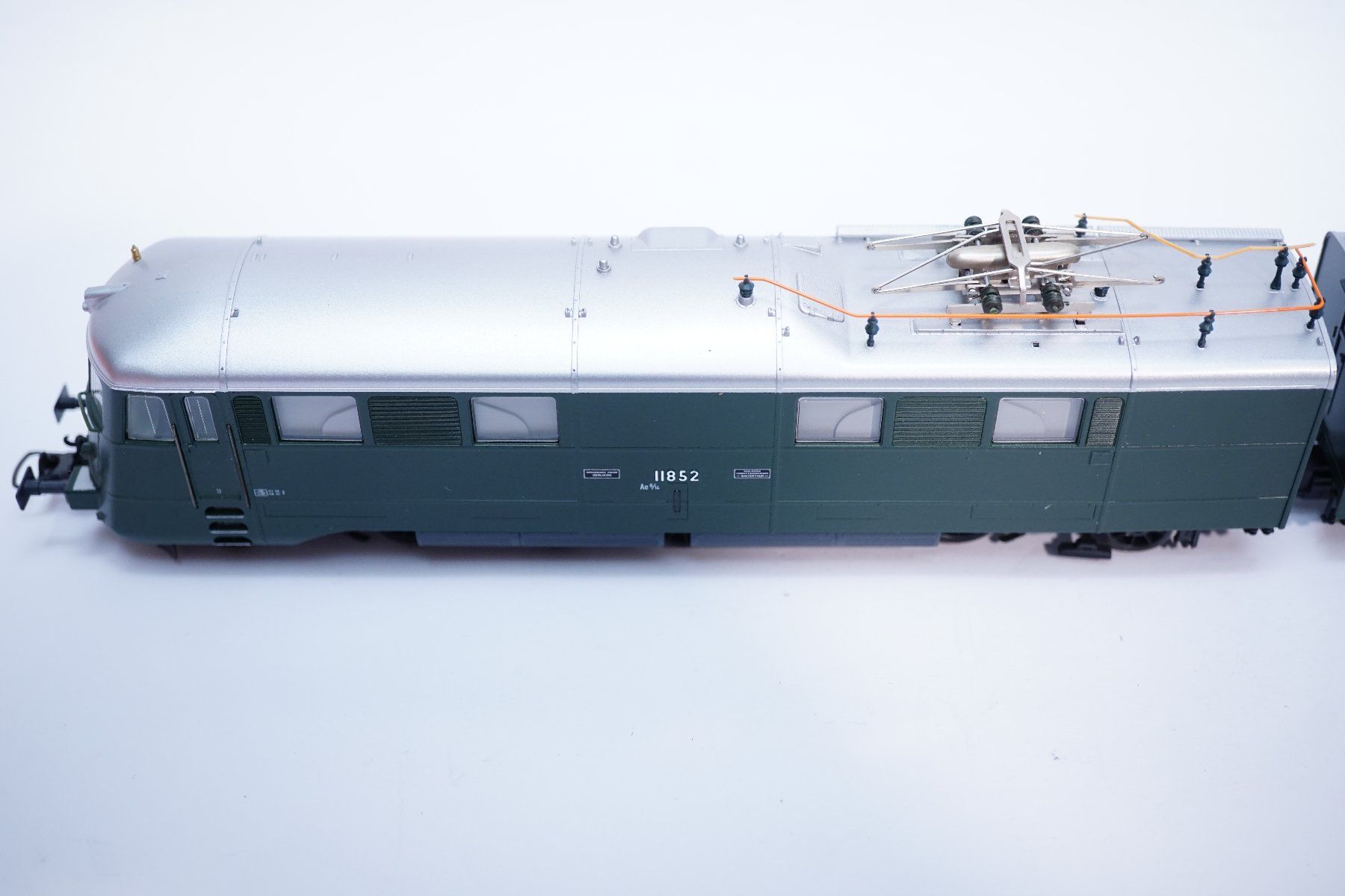 Roco Modellini di ferrovie: 1œ Roco 43770 SBB Ae 8/14 11852 grün – Usato da Uetendorf venduto da tigermuegi 1