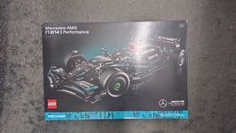 Lego Mercedes AMG F1 W14 - 42171