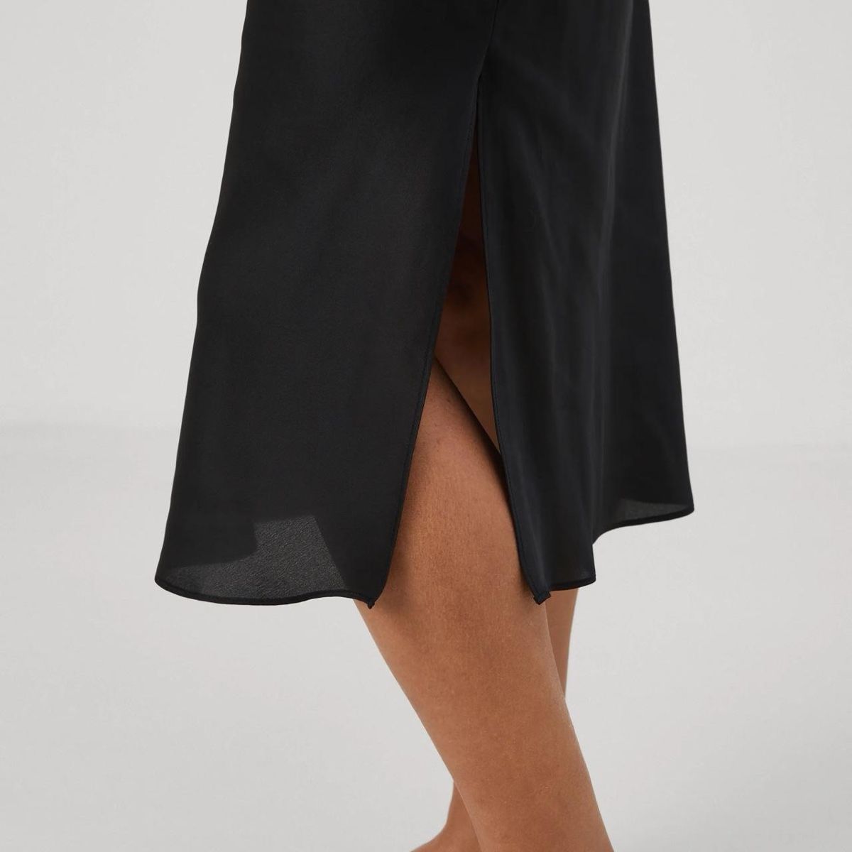 Vestiti: Midi Slip Dress – Nuovo (secondo la descrizione) da Zürich venduto da aam_w8ny 3