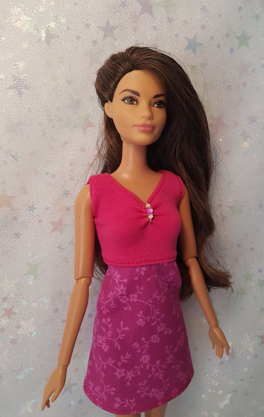 Puppen: Barbie Kleid – Neu (gemäss Beschreibung) aus Lachen SZ von Sakura4hime 4