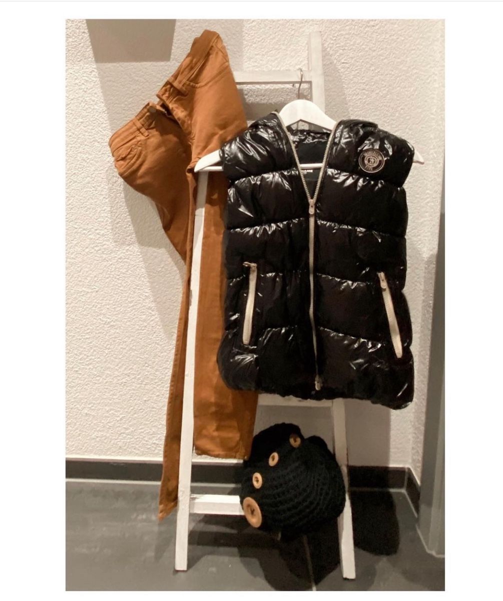 Lotti di vestiti: Winterjacke – Usato da Köniz venduto da sa12be 1