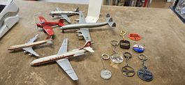 lot avions + porte- clés Swissair
