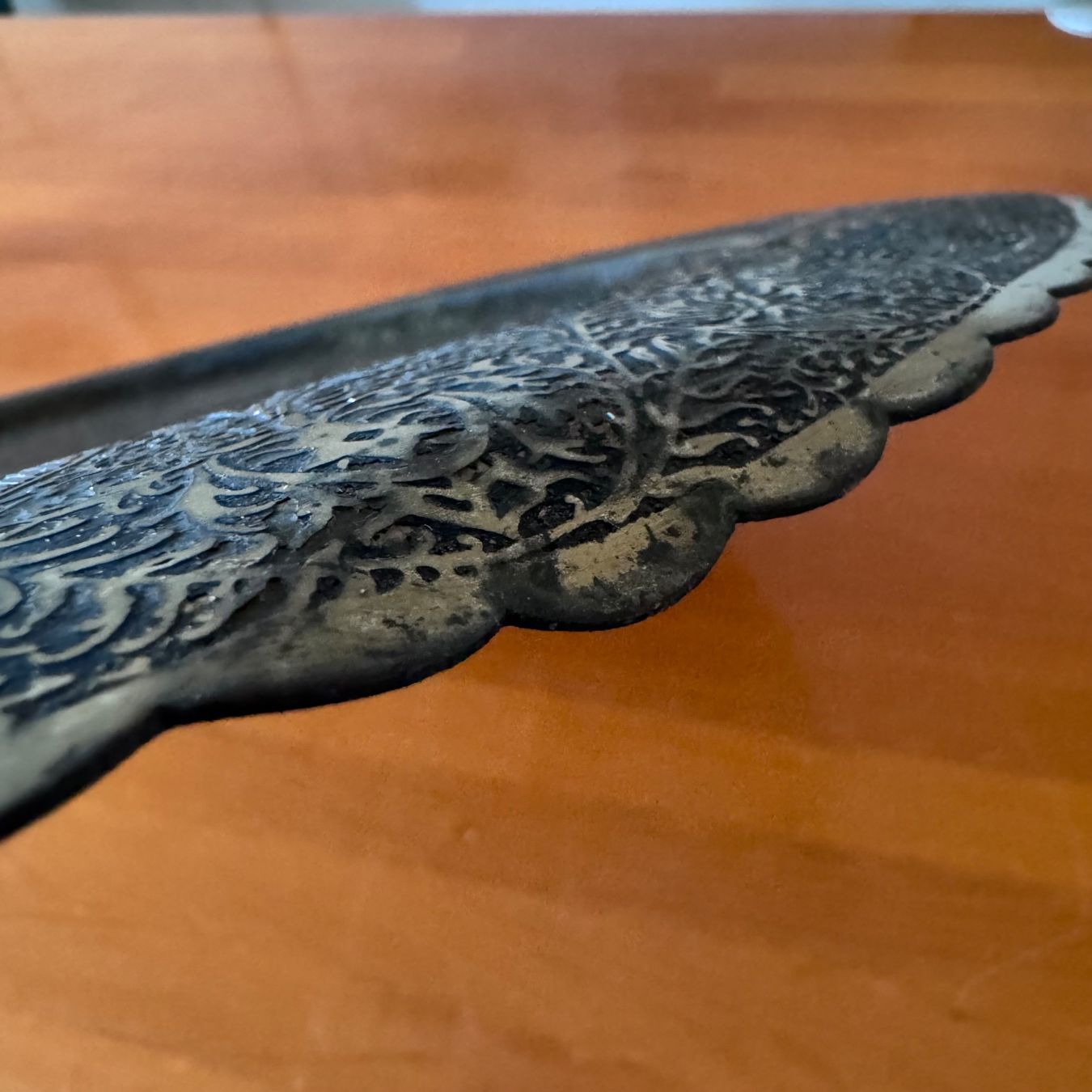 Piatti di portata: Prunkvolles orientalisches Messing-Tablett /59cm Durchmesser – Usato da Thun venduto da houzli 6