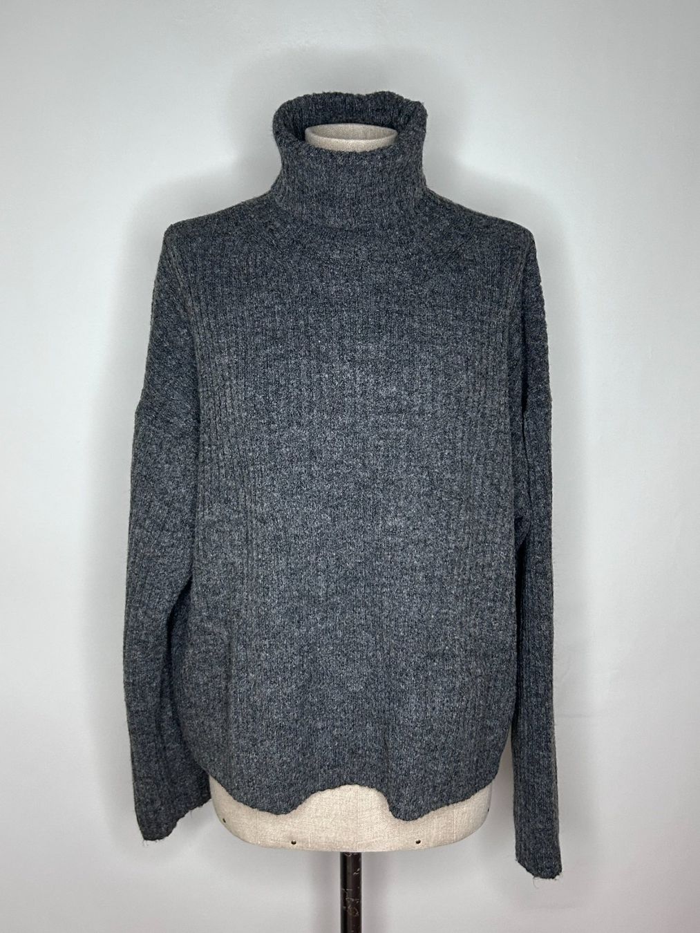 H&M Maglioni & Felpe: H&M Pullover – Usato da St. Gallen venduto da look-twice