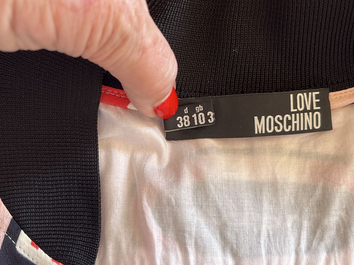 Moschino Vestiti: Robe longue LOVE MOSCHINO imprimé Patchwork Taille 38 – Nuovo (secondo la descrizione) da St-Sulpice VD venduto da Twin5 5