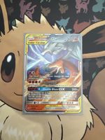 Reshiram & Charizard GX