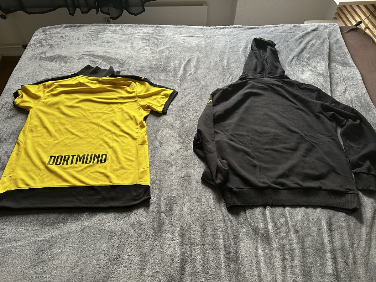 BVB Kleiderpakete: BVB Trikot und Kapuzenpullover – Gebraucht aus Schliern b. Köniz von Trebesch 3