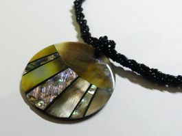 Halskette mit Abalone- und Tahiti Muschelschalen