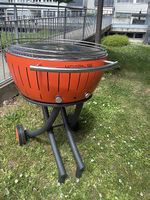 XXL Lotus Holzkohlegrill
