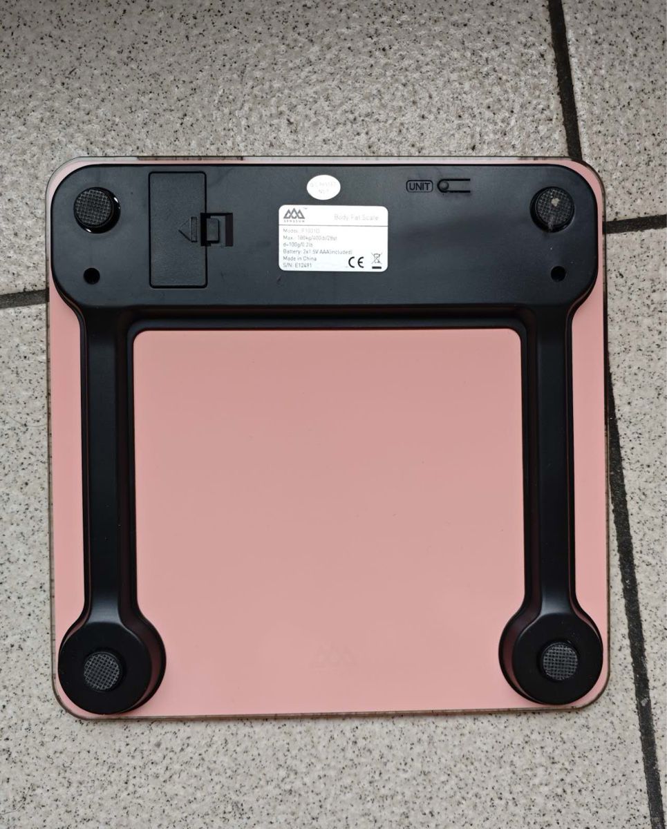 Bilance pesapersone: Pink Digital Bathroom Scale – Usato da Genève venduto da Noemie.wrmsi 5