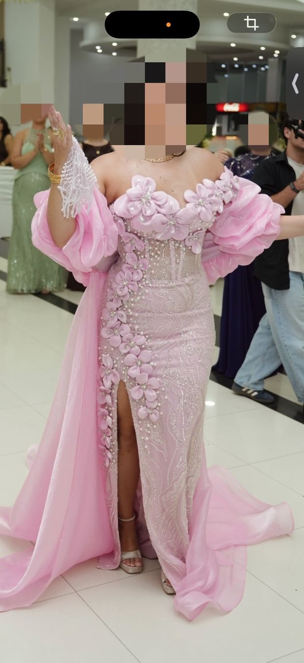 Vestiti: Festkleid in Pink – Usato da Boswil venduto da e.zeqiri9 2
