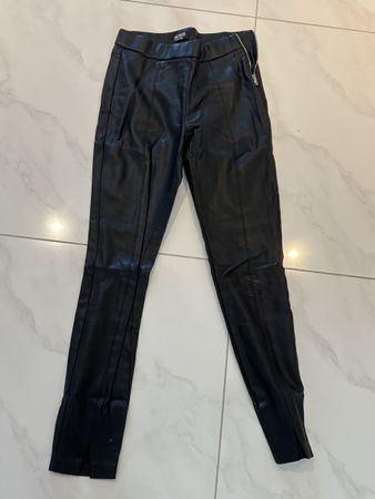 Zara Trafaluc Leggings Kunstleder schwarz Grösse S