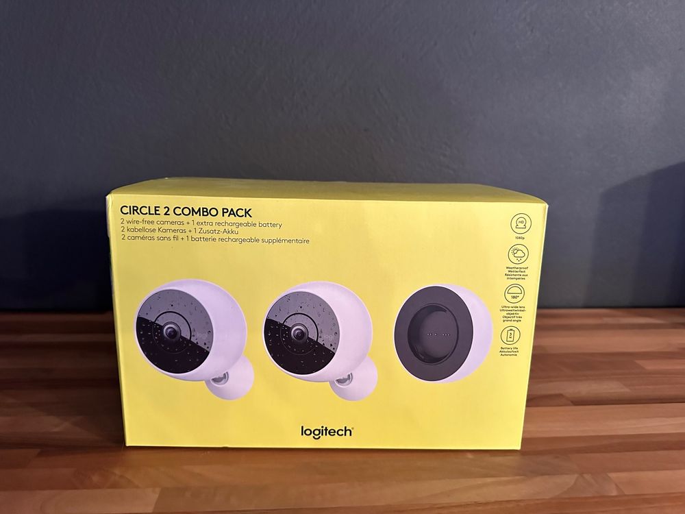 Logitech circle 2 combo 2024 pack