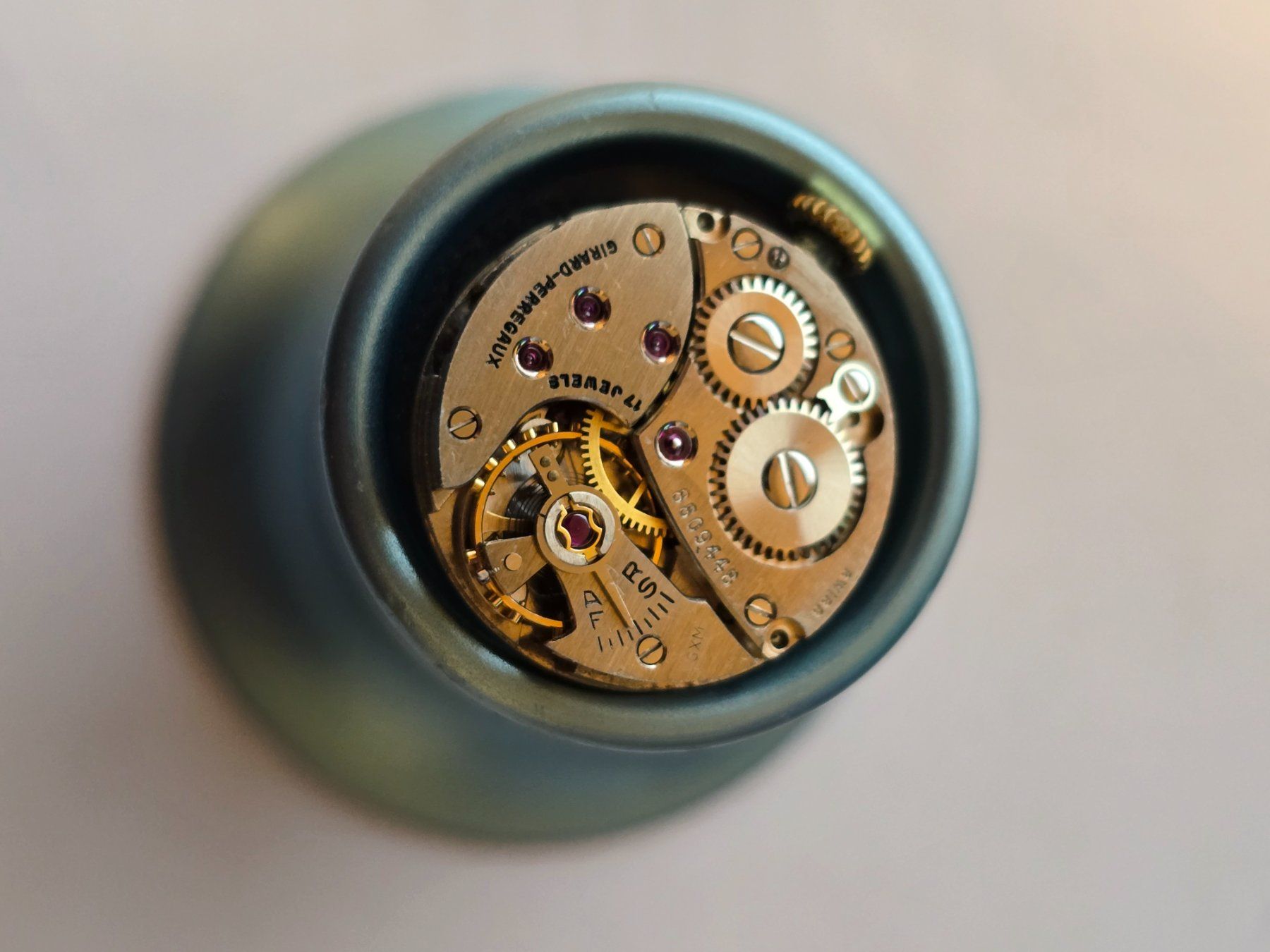 Girard-Perregaux Orologi: Mouvement Girard Perregaux – Difettoso da Tramelan venduto da Nirdan 3
