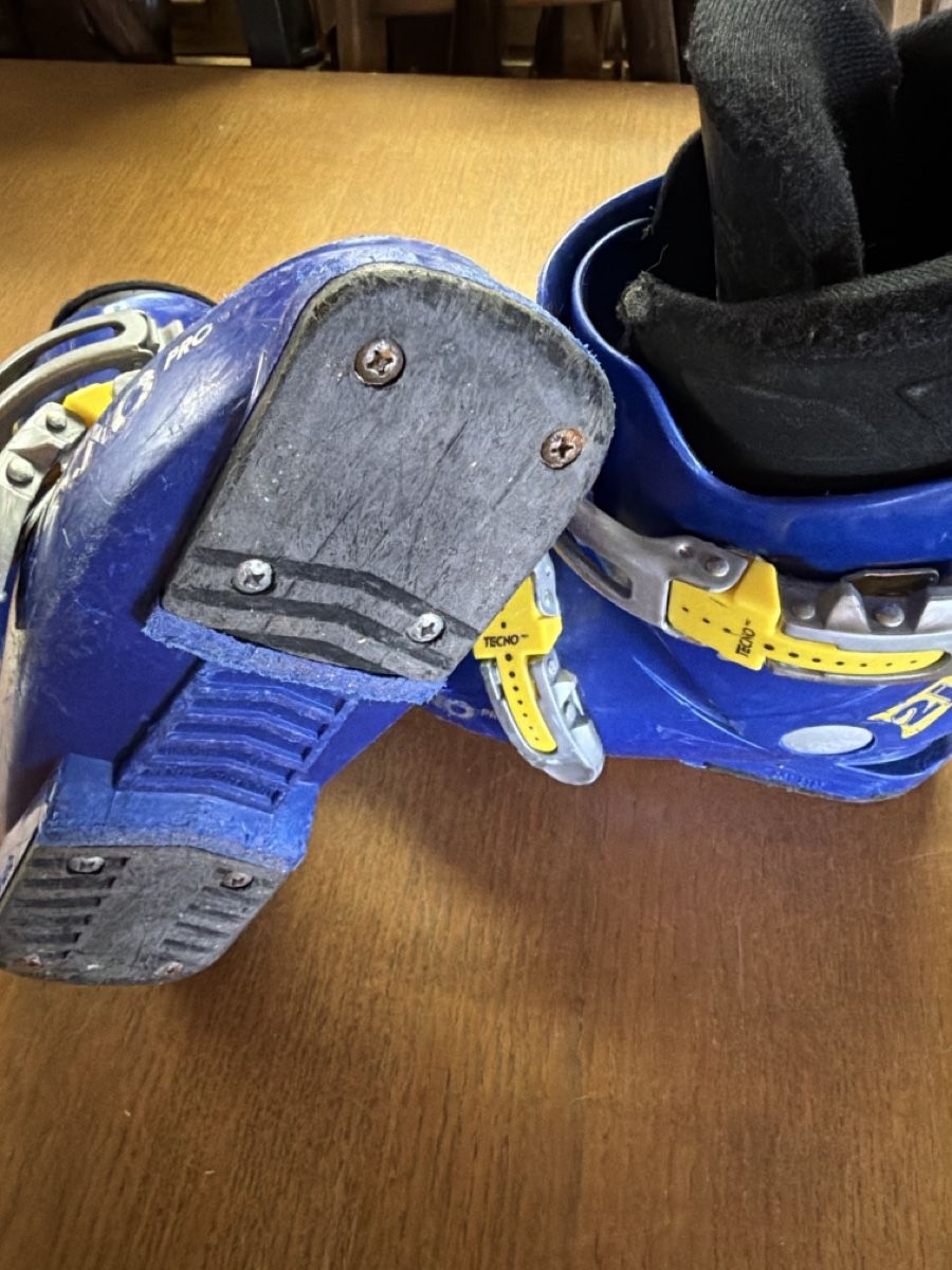 Scarpe per ragazzi: Kinderskischuh Tecno Pro Grösse 30/31 gebraucht – Usato da Olsberg venduto da ReiG85 1