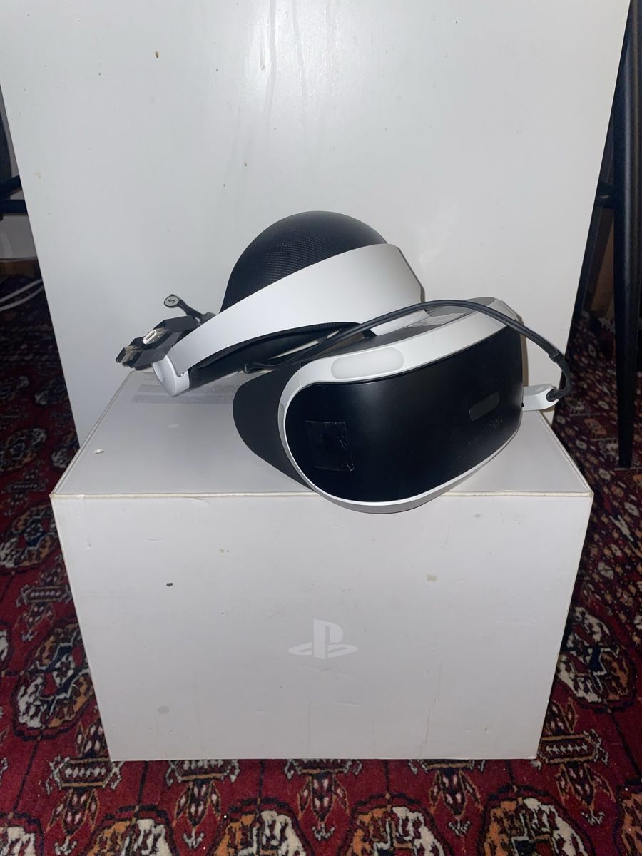 Sony VR Brille: Sony Playstation VR-Set – Gebraucht aus Wettingen von cha_yk7x