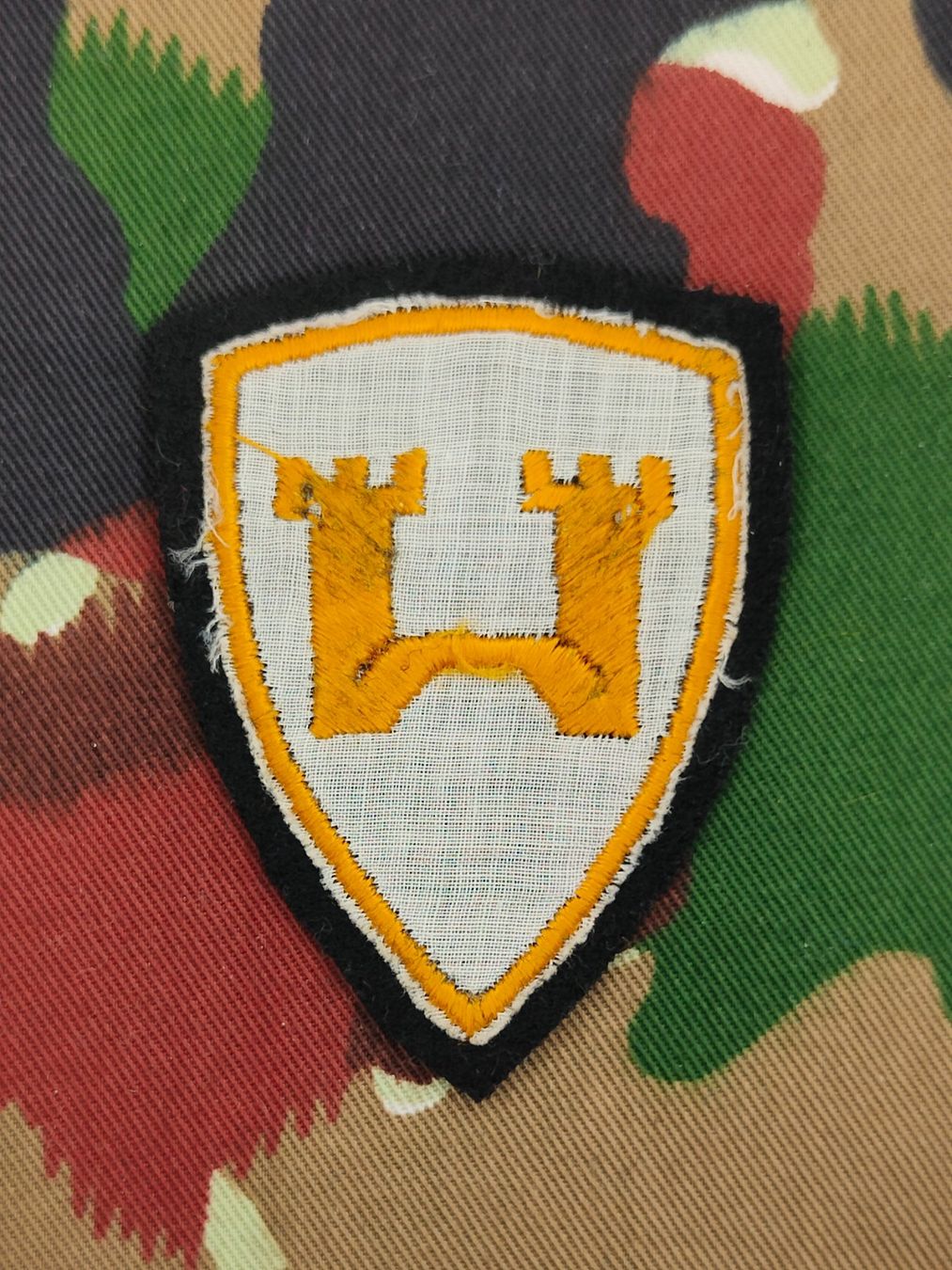 Schweizer Armee Placchette & Badge: Funktionsabzeichen Ingenieuroffiziere Ord. 1949 – Usato da Bauma venduto da SwissMilitaria 1