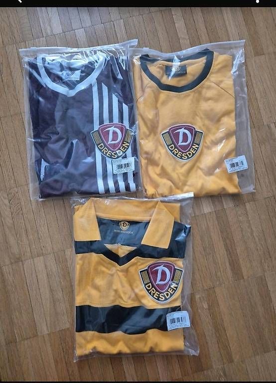 Canottiere & Pantaloni: Dynamo Dresden Retro Trikotboxen 2025 – Usato da Steffisburg venduto da leizte74 2
