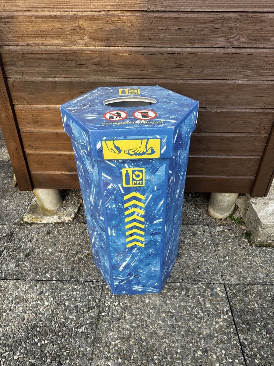 Altro per Ufficio & Commercio: PET Recycling Container / Abfallbehälter, Top Zustand! – Usato da Urdorf venduto da VukKar