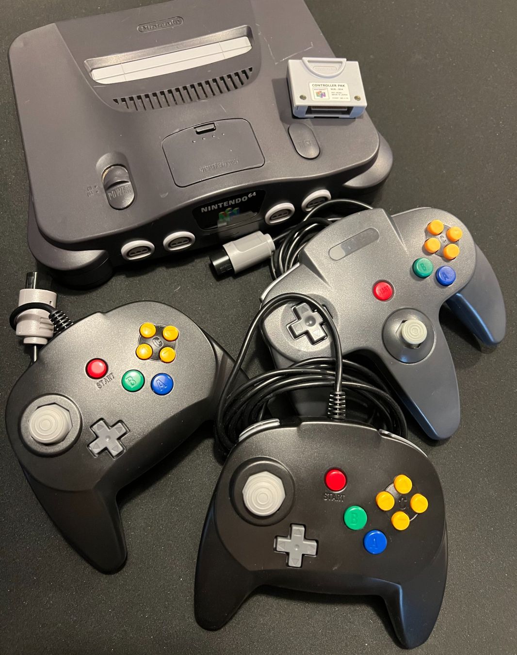 Nintendo Konsolen: Nintendo 64 mit drei Spielen – Gebraucht aus Uster von Stoessda