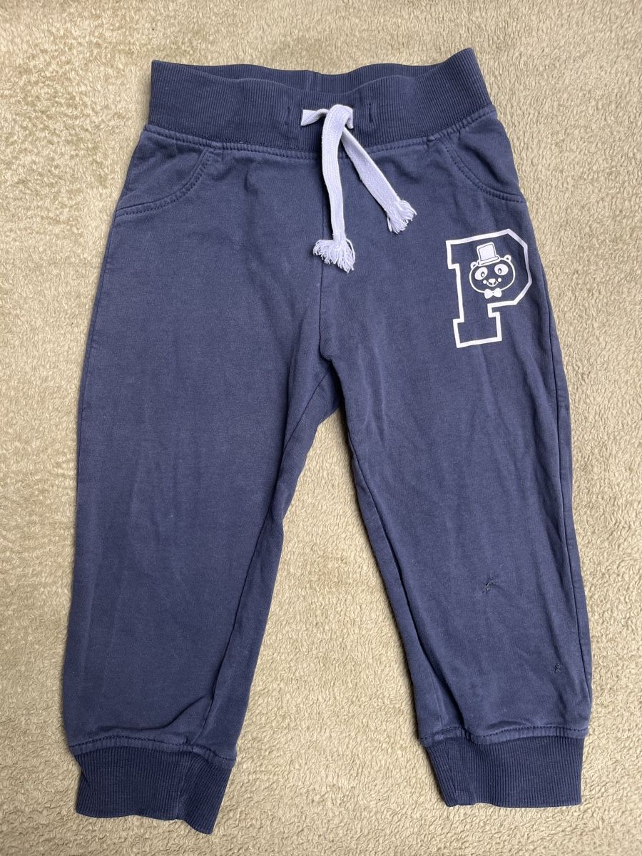 Pantalons: Jungen Trainerhose Gr. 86 – D'occasion à Kaisten par saleforfun