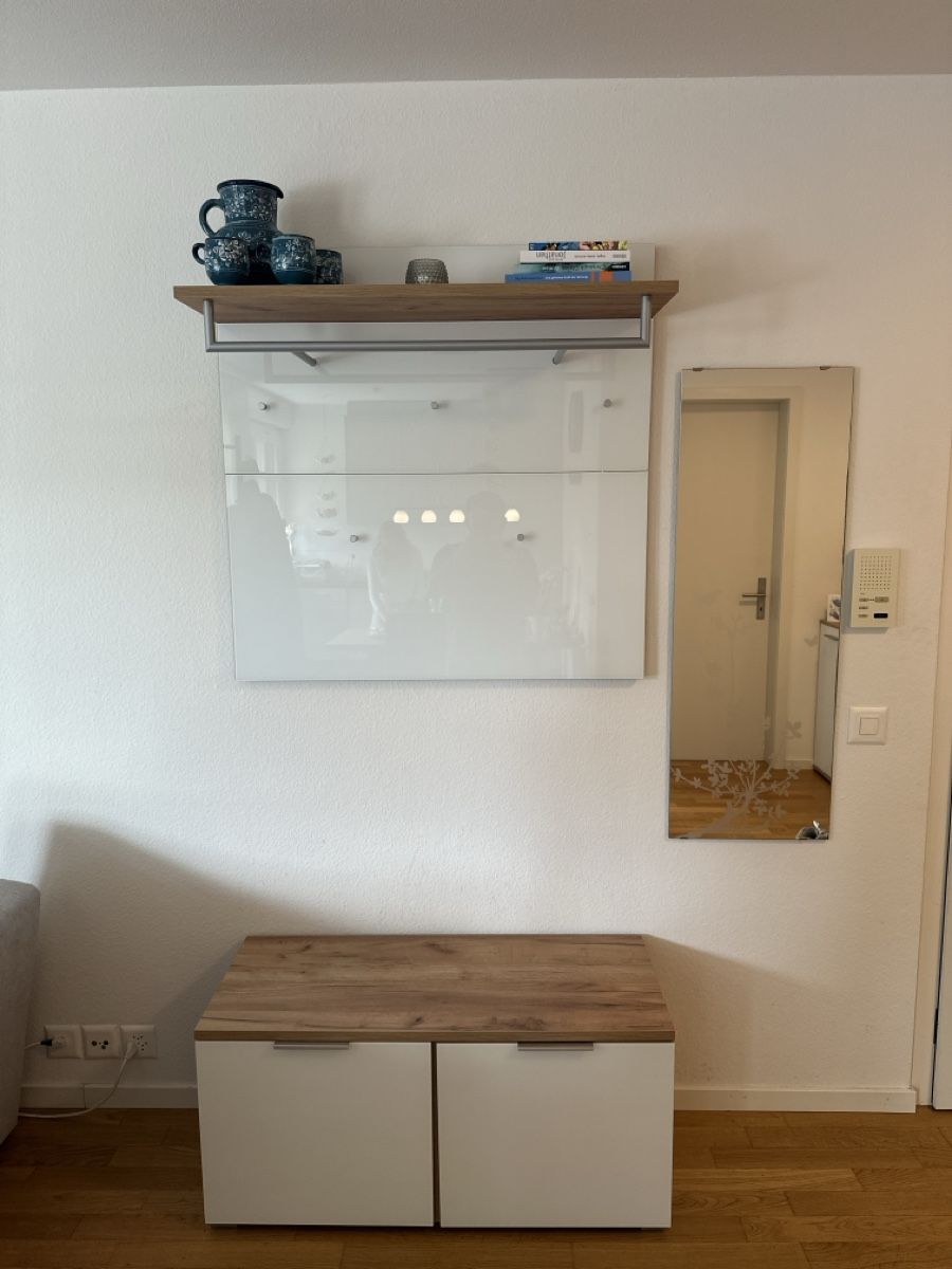 Pfister Guardaroba: Garderobe aus Eiche Artisan, Weiss – Nuovo (secondo la descrizione) da Regensdorf venduto da rez_7knz 1
