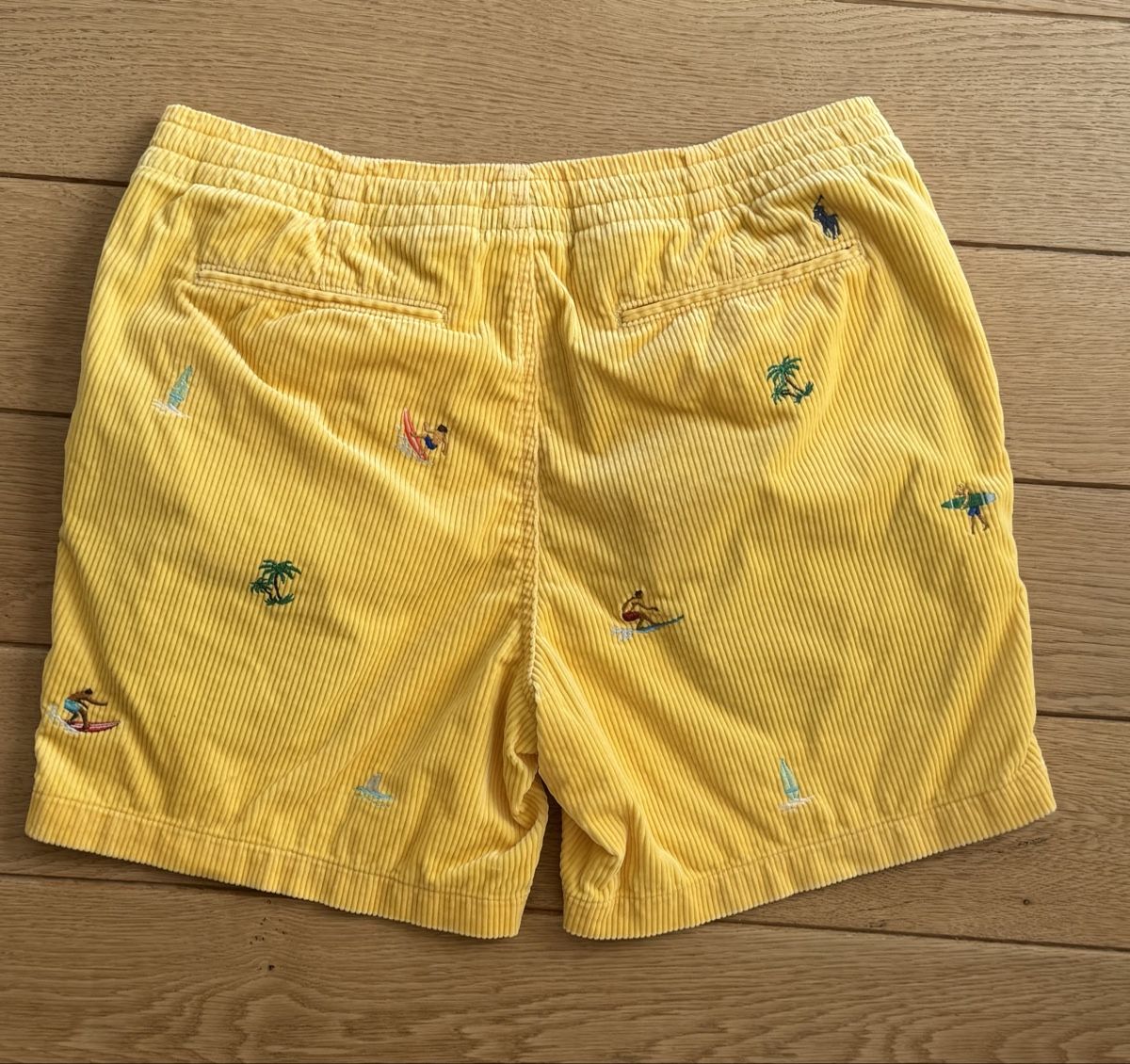 Ralph Lauren Pantaloni: Shorts RALPH LAUREN – Nuovo (secondo la descrizione) da Coppet venduto da Apicius1 2