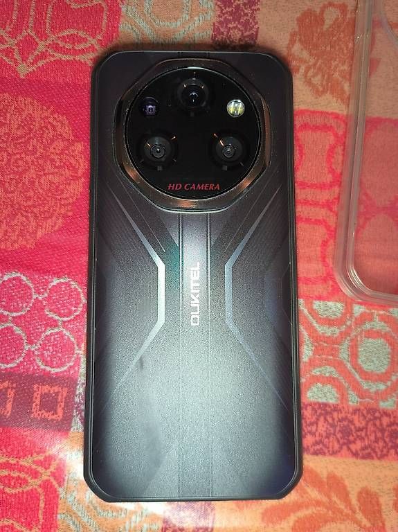Telefoni cellulari / Smartphones: Oukitel WP55 Pro mit Schutzfolien – Usato da Grub-AR venduto da Medora 1