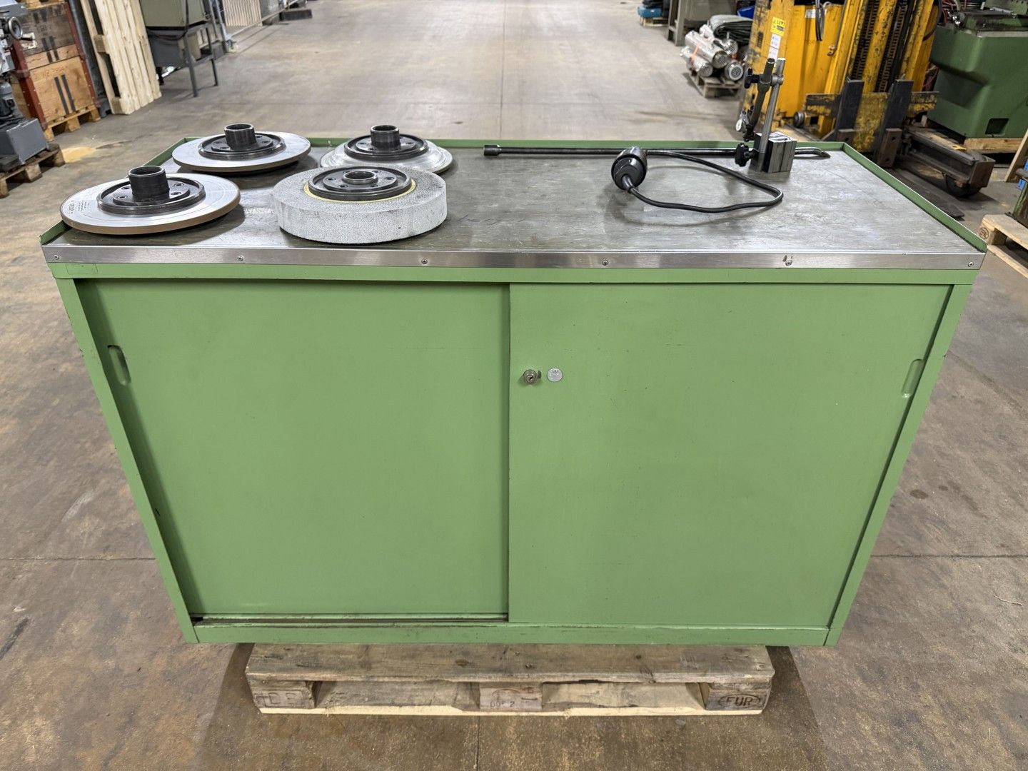 Altro per industria metallurgica: Rundschleifmaschine Kellenberger 600U – Usato da Zuchwil venduto da dragosmd-maschinen 5