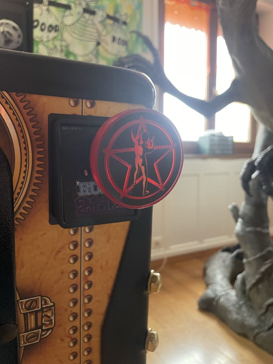 Stern Pinball Flipper: Je vends flipper stern rush LE avec quelque mod – Usato da Les Brenets venduto da serialdrink 8