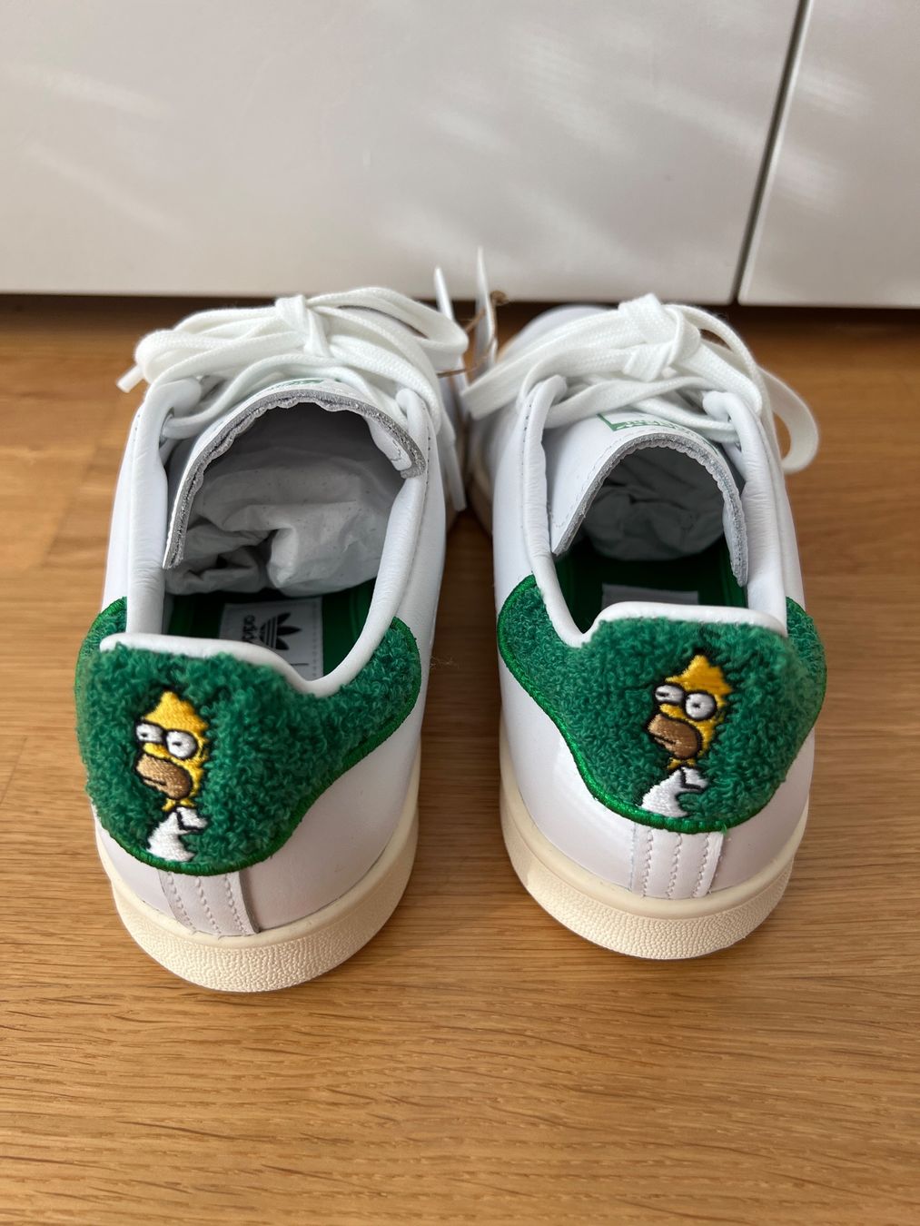 Adidas Scarpe da donna: Adidas Stan Smith Homer Simpson Limitiert – Nuovo e nell'imballaggio originale da Ehrendingen venduto da Nr.7 1