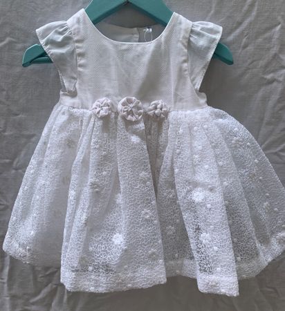Superbe petite robe de cérémonie doublée 100%coton t.6mois