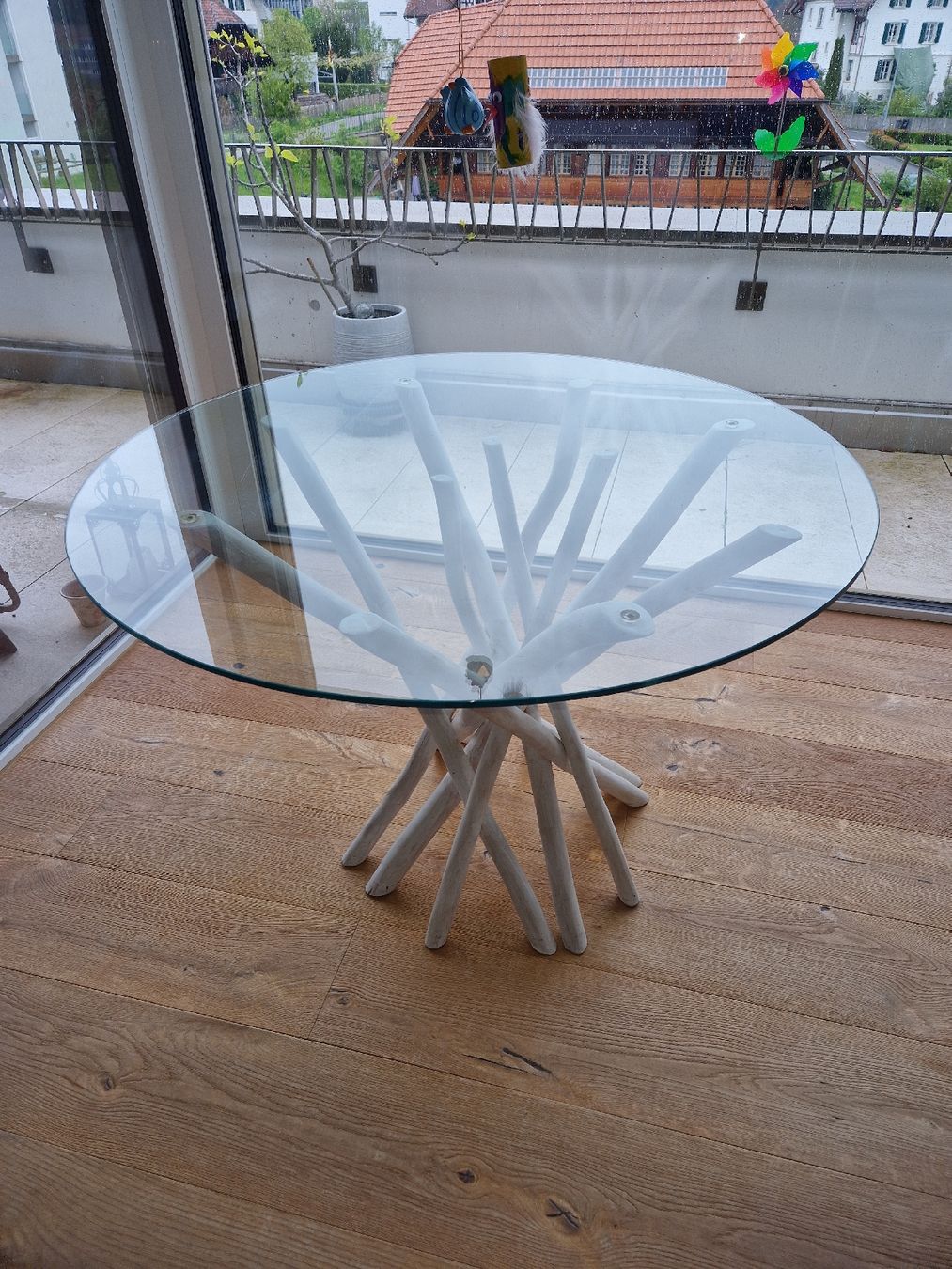 Tables: Runder Glastisch "Sahel" von Bisotto – D'occasion à Mörigen par roscht84