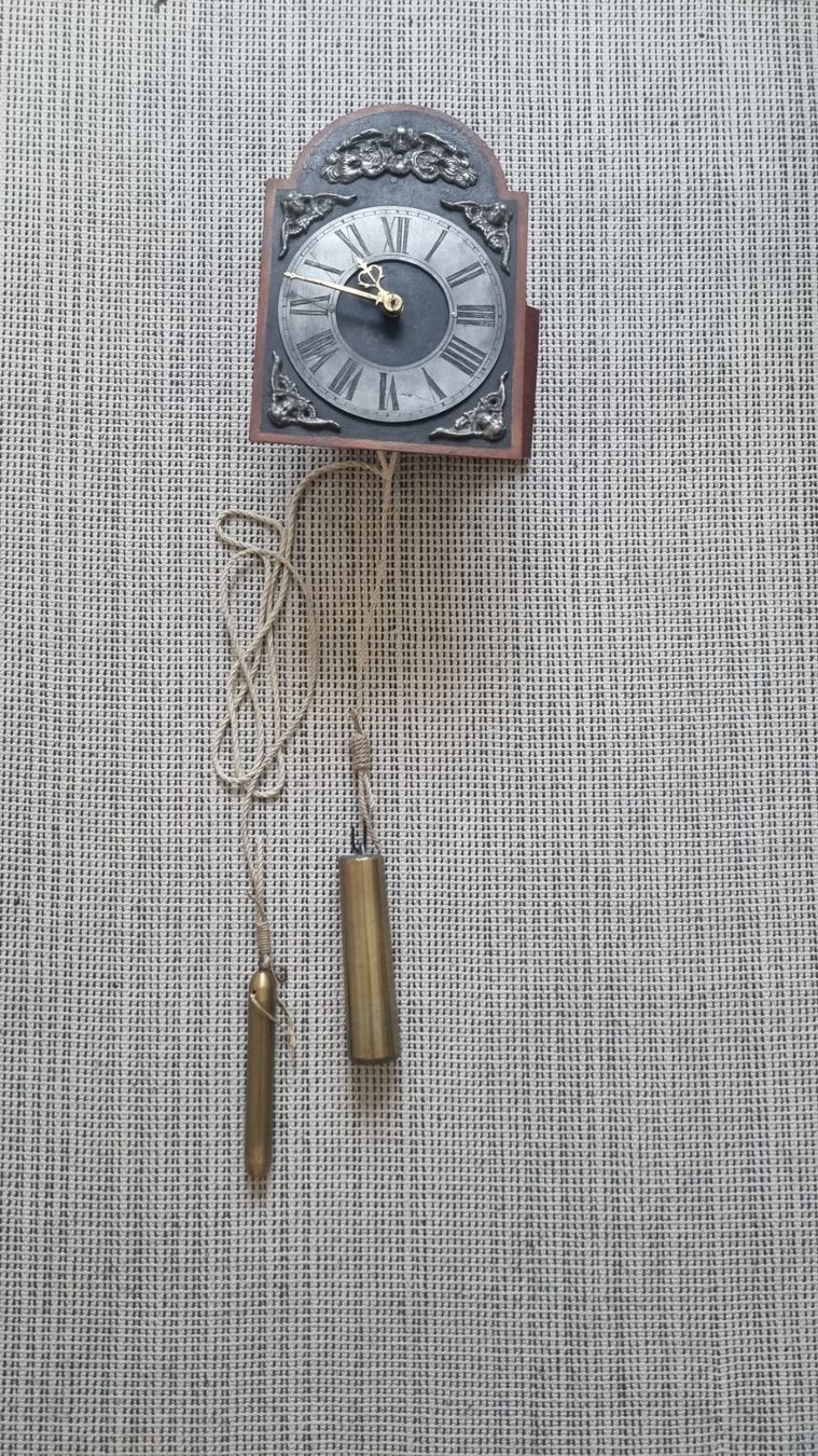 Orologi: Antike Wanduhr – Difettoso da Brüttisellen venduto da martita09
