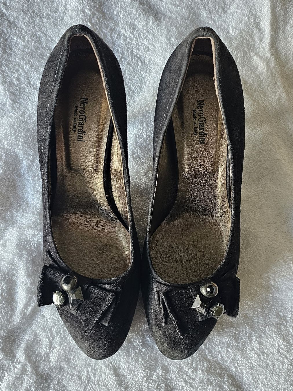 Scarpe da donna: Escarpins NeroGiardini 38 – Nuovo (secondo la descrizione) da La Sarraz venduto da lupintoro 1