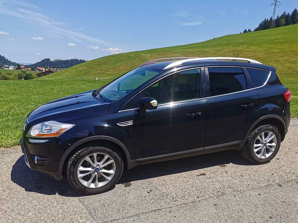 Autos: FORD KUGA 2.0 TDCi Titan.S 4x4 – Gebraucht aus Bennau von sosche