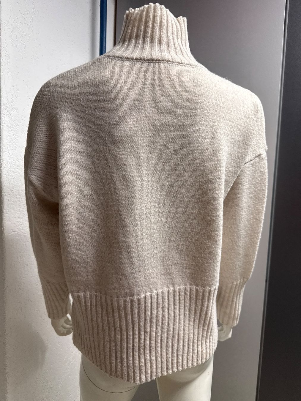 Pulls & Sweat-shirts: PULLOVER GR M – D'occasion à Birr par WalkyriaM 1