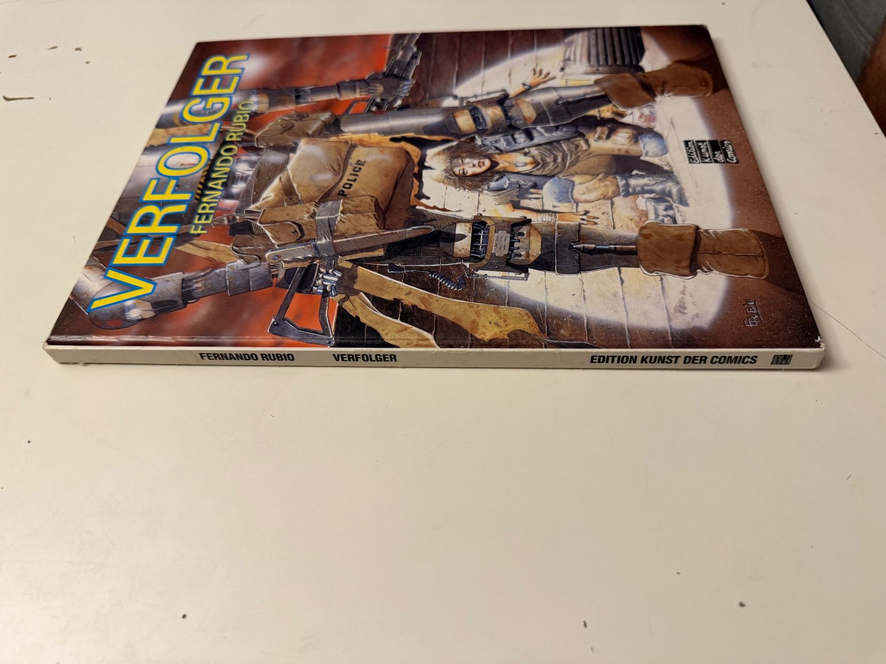 Comics: VERFOLGER - FERNANDO RUBIO - EDITION KUNST DER COMICS – Gebraucht aus Münsingen von Ganjam 1