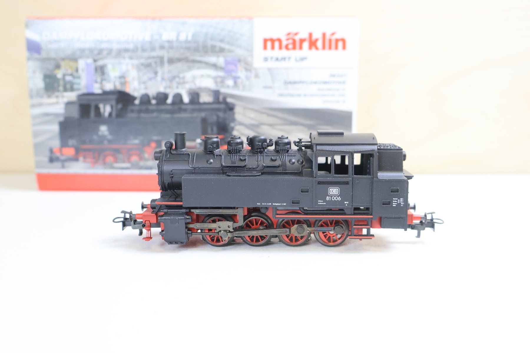 Märklin Modellini di ferrovie: Märklin Digital Dampflok BR 81 - MFX 36321 – Difettoso da Winterthur venduto da Monstera 1