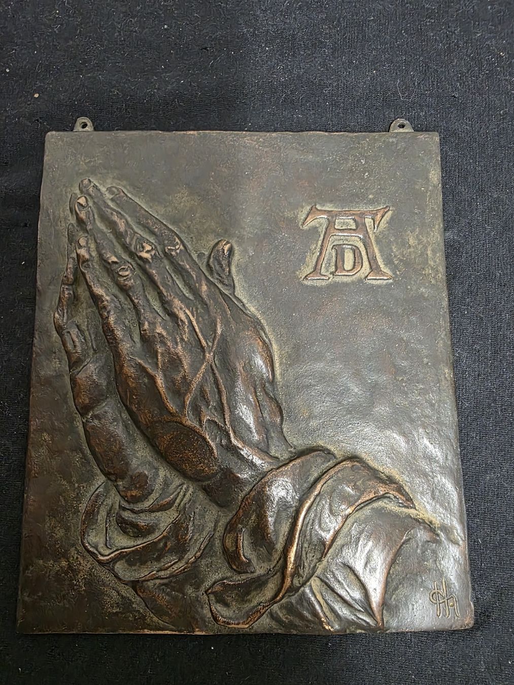 Sculture & Statue: Antikes Bronzerelief, Gebetshände, THAD Monogramm, – Usato da Wolfertswil venduto da Antiko 4