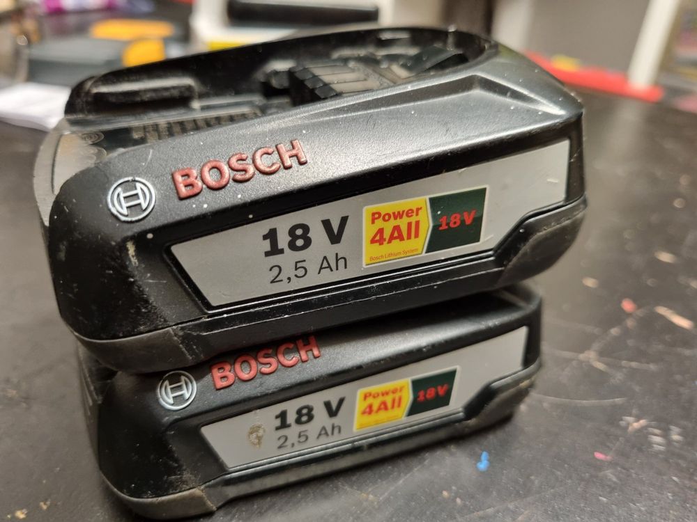 2 Stk. Akku für Bosch grün PBA 18V, 2,5 AH Kaufen auf Ricardo