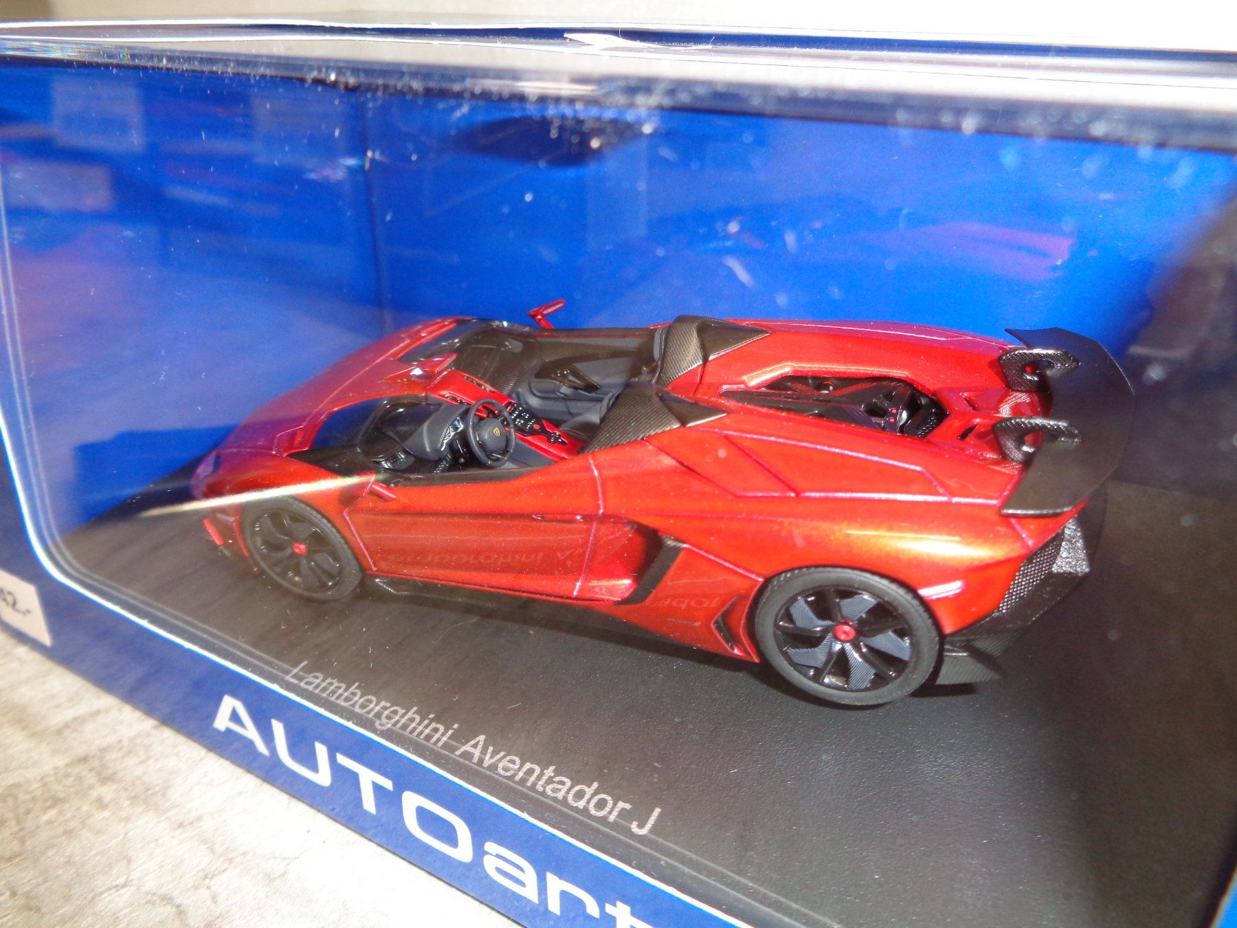 Lamborghini Modellautos: Autoart 1:43 Lamborghini Aventador J – Neu und originalverpackt aus Reconvilier von rallycar 2