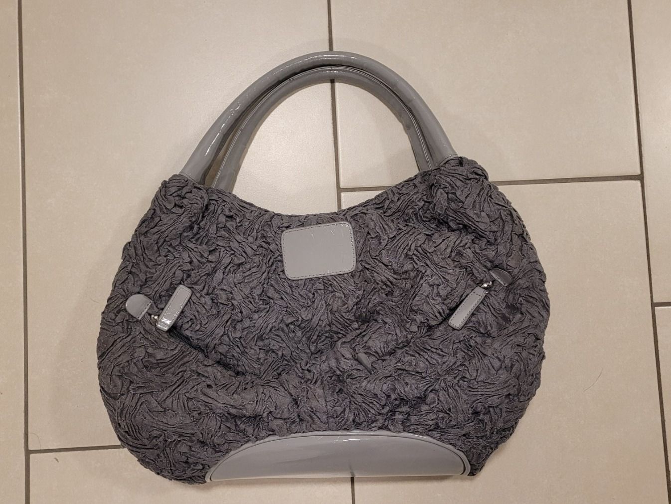 Borse da donna: Handtasche grau Topteam München – Usato da Schaan venduto da car_wrv2 2