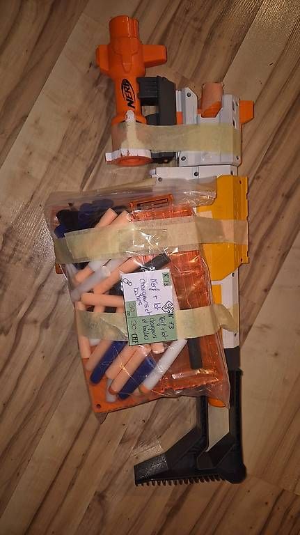 Jouets: Nerf  – D'occasion à Muraz (Collombey) par Kiriwi 2