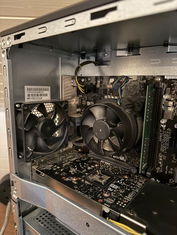 Komplettes ASUS ROG Gaming Setup | i7-8700 | GTX 1060 | 144H (Gebraucht ...