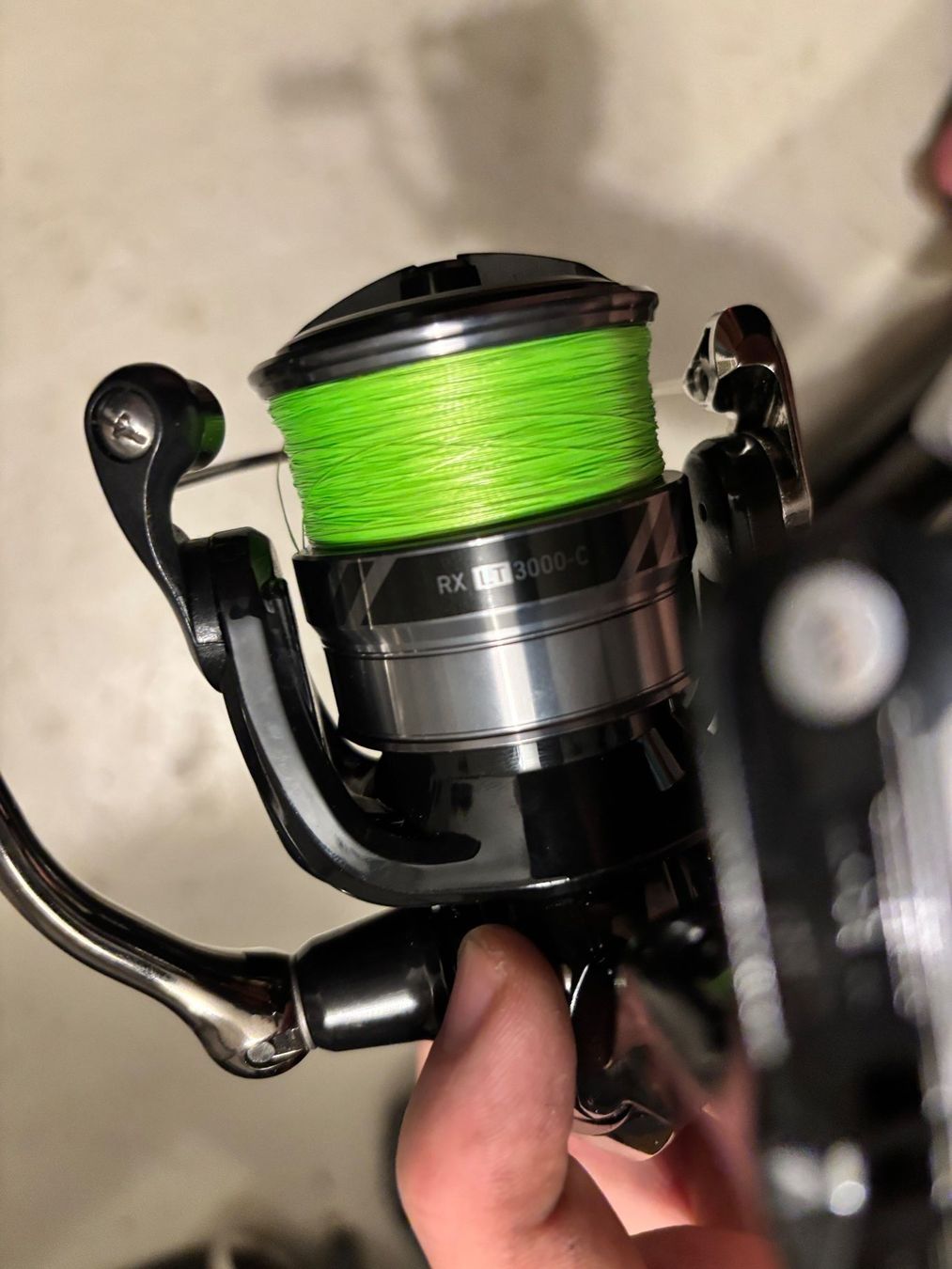 Daiwa Tamburi & Mulinelli: Daiwa Rolle RX LT 3000-C mit Schnur – Usato da Nidau venduto da kingmigae 2