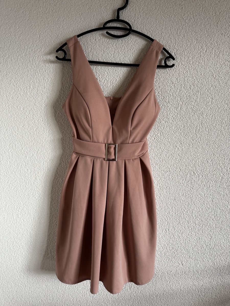 Kleider: Süsses Kleid in rosa, Grösse XS – Gebraucht aus Burgdorf von Lou-123