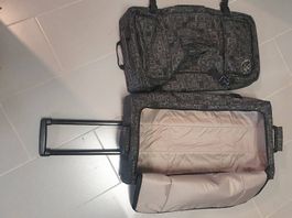 Valise Dakine sur roulette